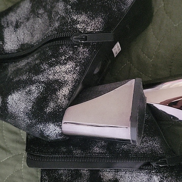 Black and Silver Boots - Picture 3 of 3